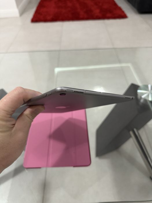 Apple iPad Pro 9,7” silver 256GB CELLULAR • IMPECABILA •