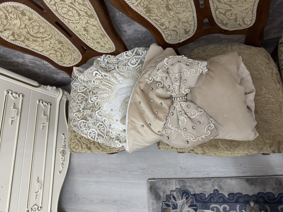 Комплект на выписку тёплый состояние идеальное