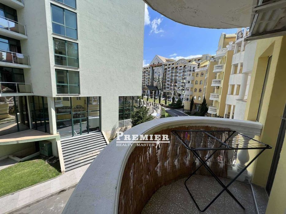 Продава се Двустаен апартамент в к.к. Слънчев бряг - 55 кв.м за 1219 €/кв.м - Снимка #3