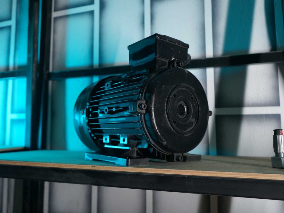 Первые руки Мотор TOR 5.5 Квт Электродвигатели Асинхронный