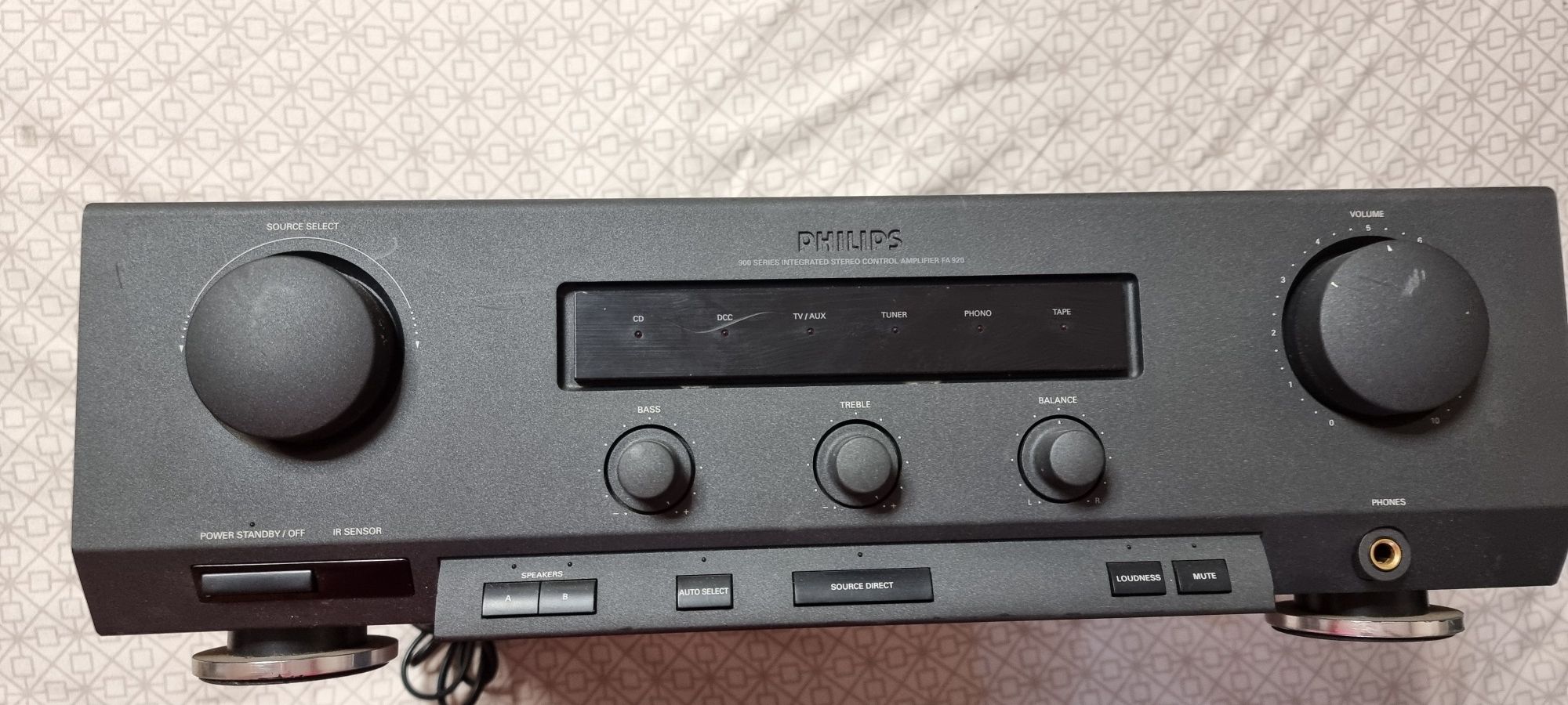 Yamaha DSP-A2070 MONSTRU 21 Kg, NAD,  preamplificator Phi