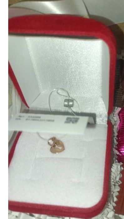 Продам кулон золото