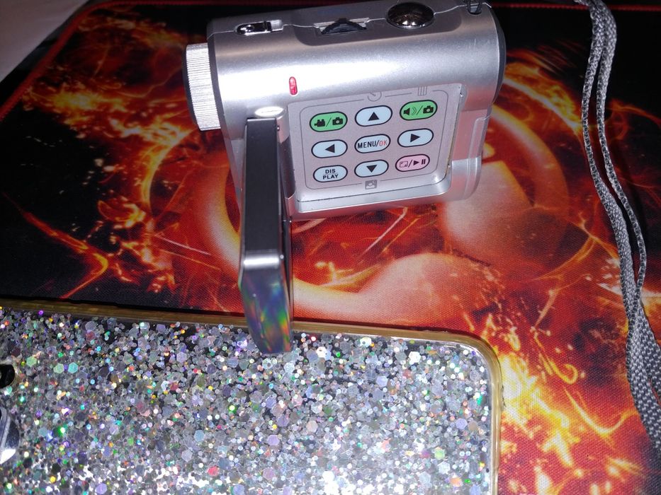 camera V1DE0 cu card ieftina