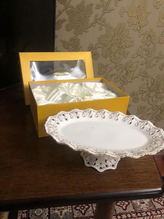 Конфетница 5 штук, печен. 6 шт, стакан большой хрусталь 28 шт, 34 маль