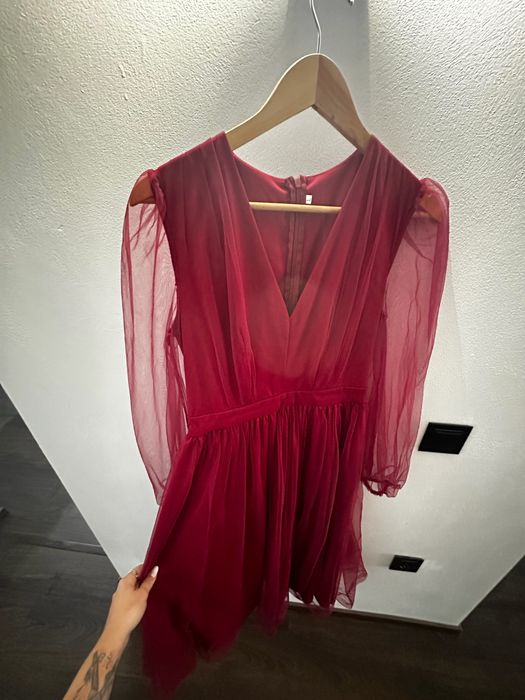 Rochie midi cu maneci din dantela