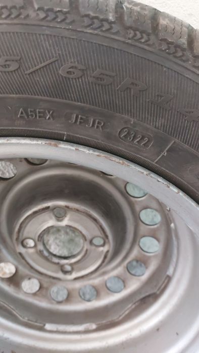 Зимни гуми 175/65R14 с джанти 6Jx14h2