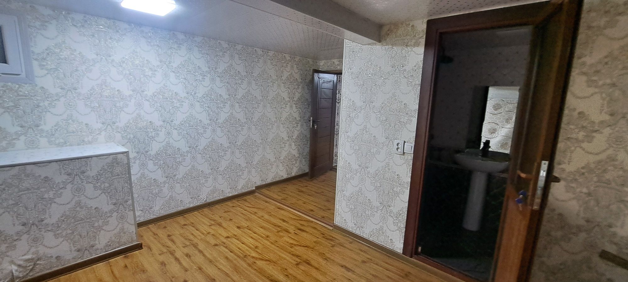 Uchaska sotiladi qahramon raysentirda 5sotix