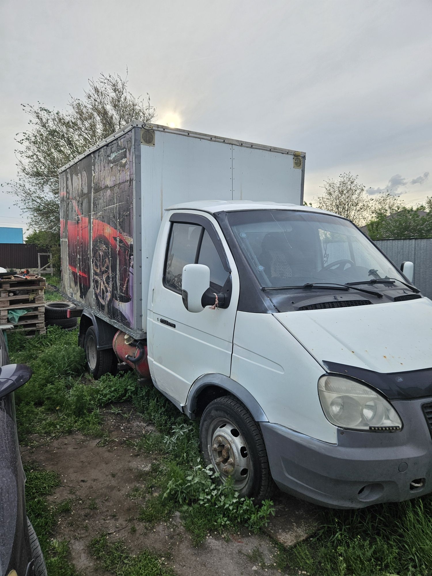Продам Газель термобудка