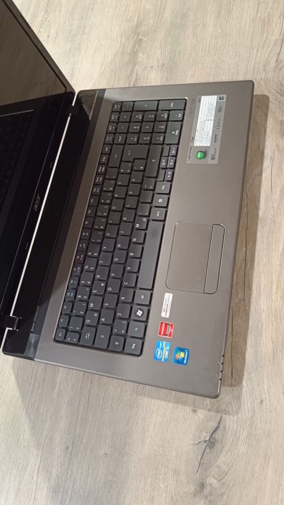Лаптоп ACER Aspire intel i5  8GB  RAM  2GB видеокарта