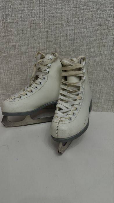 Детские коньки