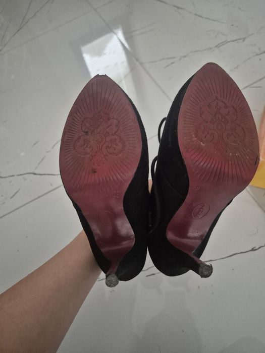 Боти на ток 39 номер и балеринки H&M 38 номер