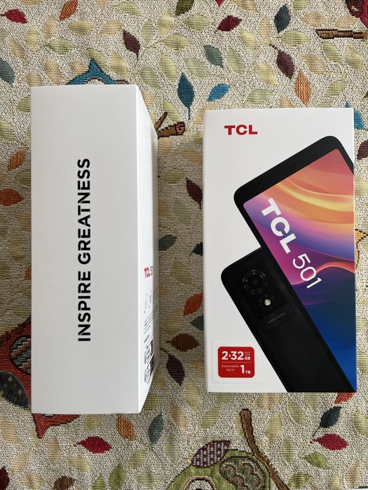 Telefon TCL 501 nou