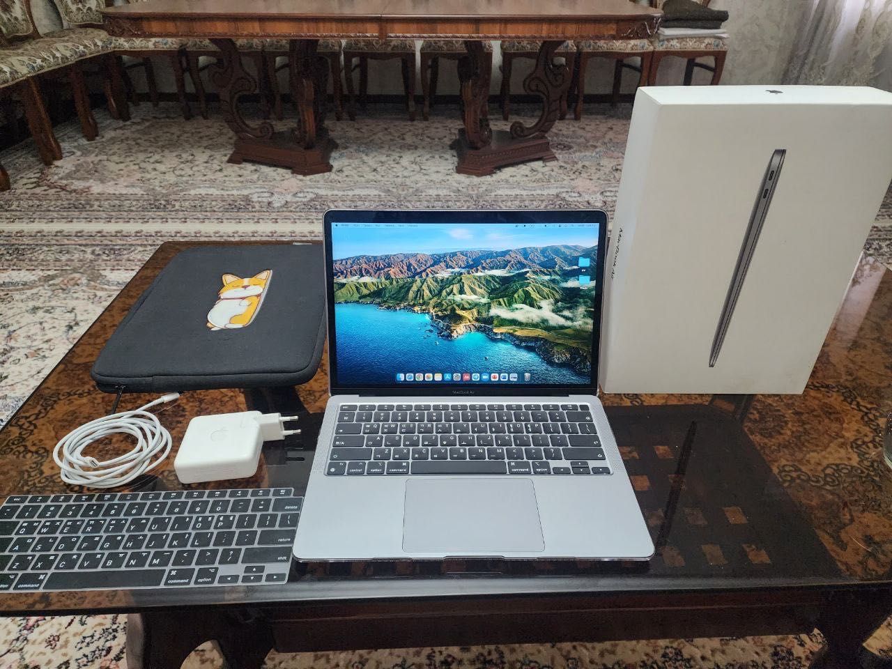 MacBook Air M1 2020 год