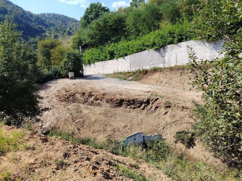Teren Băița zona linistita intravilan ,