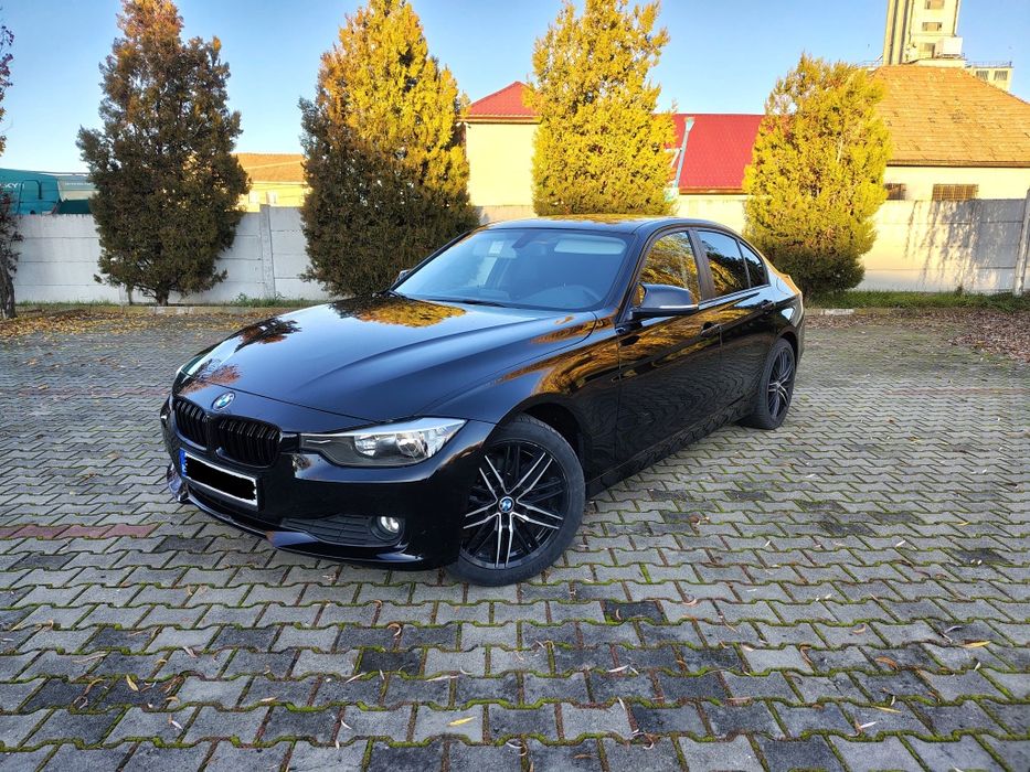 BMW Seria 3 F30 limuzină