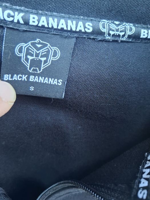 Black  BANANAS- суичър