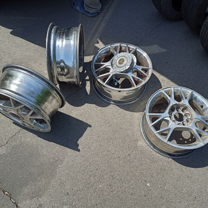 Титановый  диски