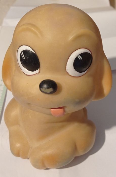 Vând/Schimb figurine din cauciuc.Preț în funcție de jucăria aleasă.