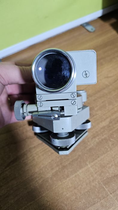 Instrument de nivelare carl zeiss jena 030