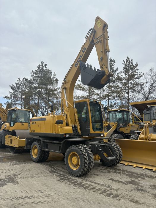 Колесный Экскаватор аренда услуги погрузчик каток 3тонн