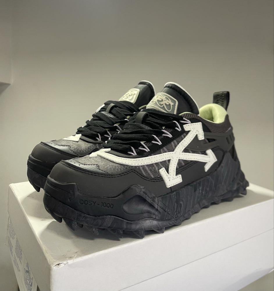 OFF-White Odsy 1000 Black