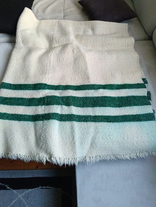 Ръчно тъкани вълнени одеала два броя