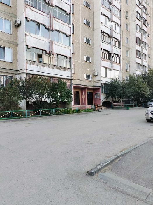 Продам 2х комнатную квартиру по улице Садовая, район 15 магазина.