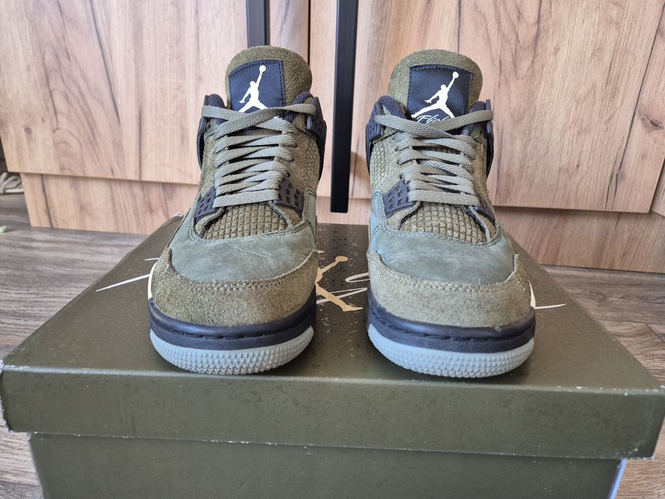 Air Jordan 4 Retro Craft "Medium Olive"