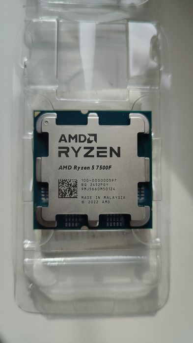 Продаю новый процессор AMD Ryzen 5 7500F.