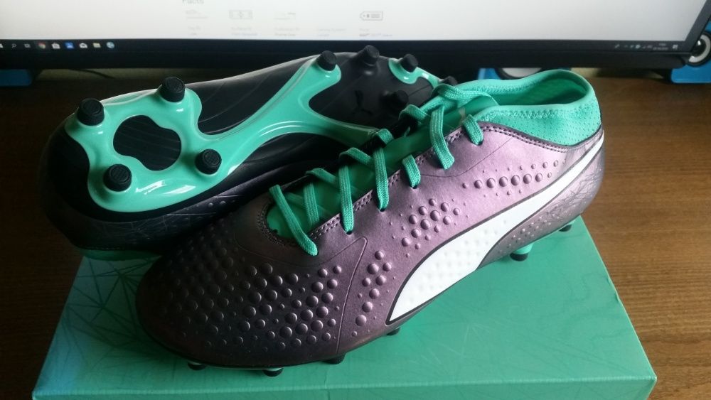 Ghete fotbal Puma One 4 Iluminate FG