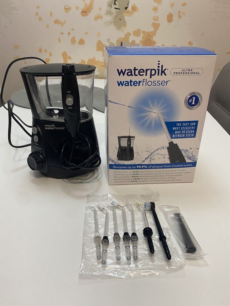 Vând aparat dus bucal waterpik