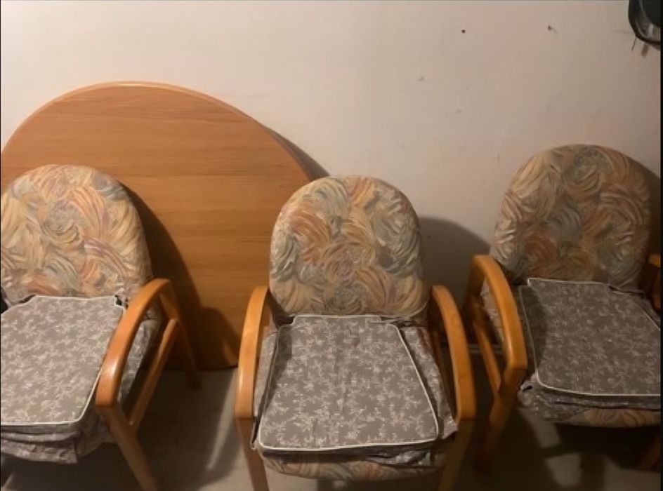 Set masă +scaune lemn masiv