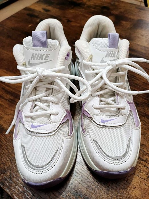 Дамски Маратонки Nike Air 36ти номер