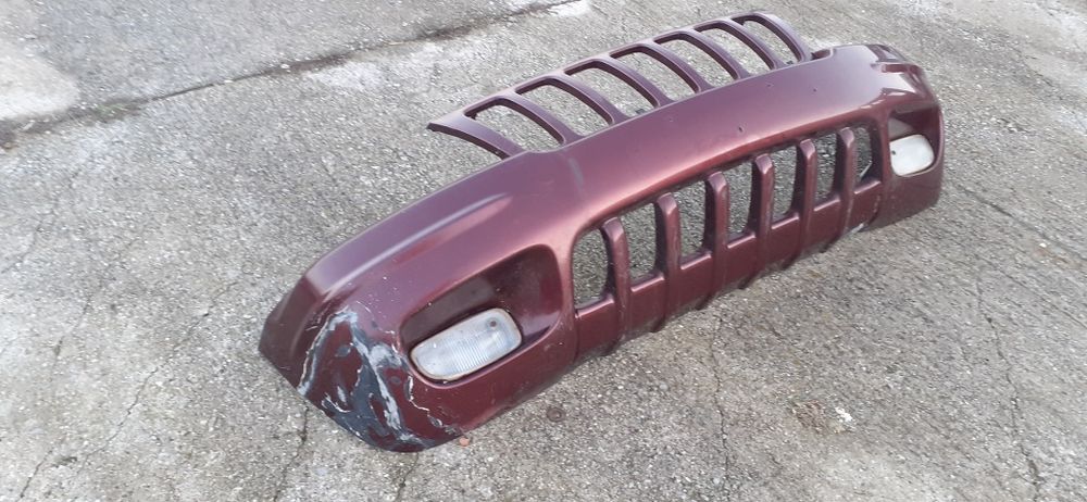 Jeep Grand Cherokee  1999-2002 Година  Предна Броня Със Забележка