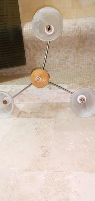 Lustra 3 brate metalice, abajur sticla alb, veioza, Aplica