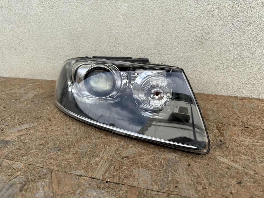 Far dreapta VW Touareg 7L Xenon 2003-2007 Original Europa