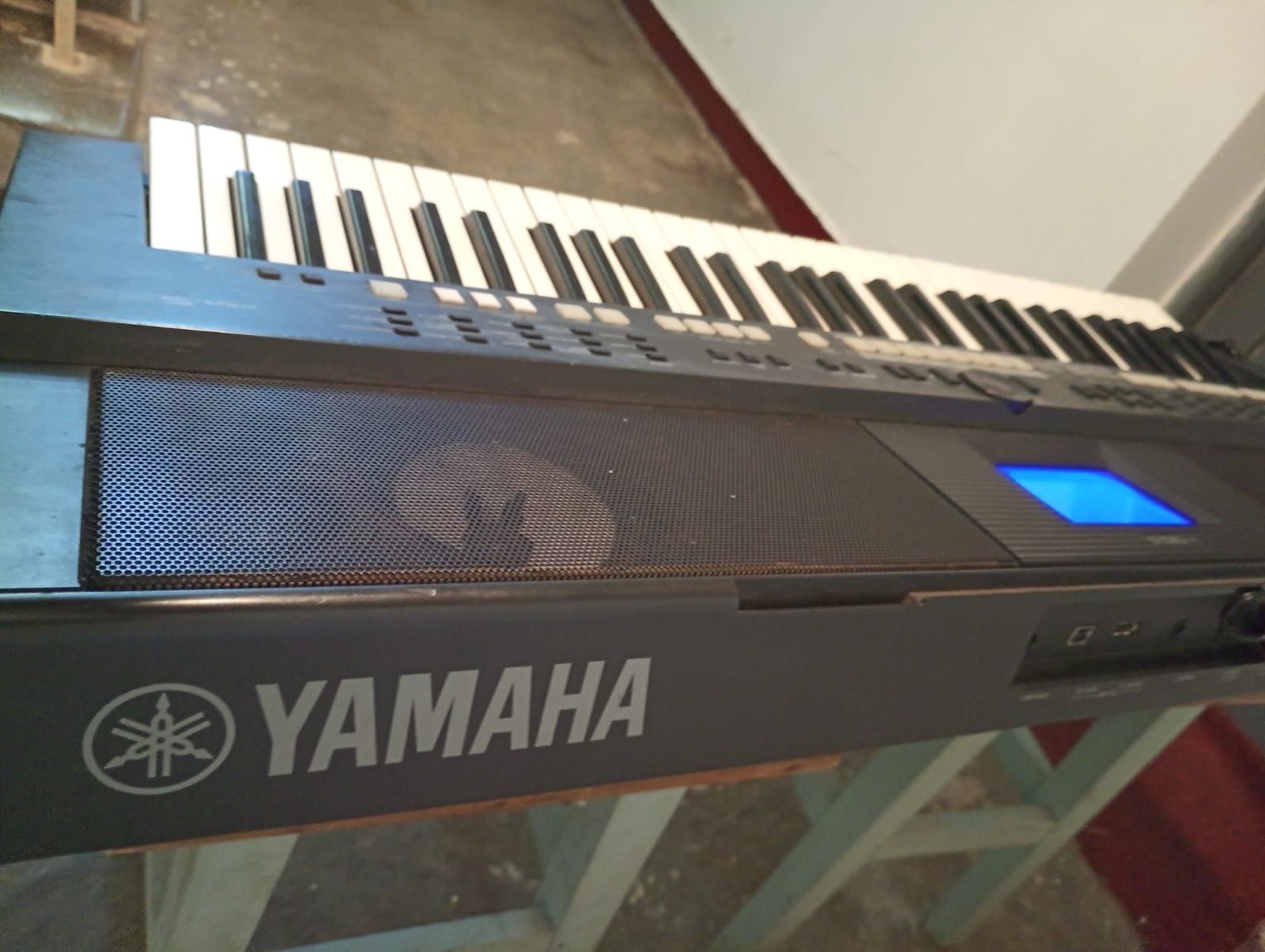 yamaha psr s650 defecta