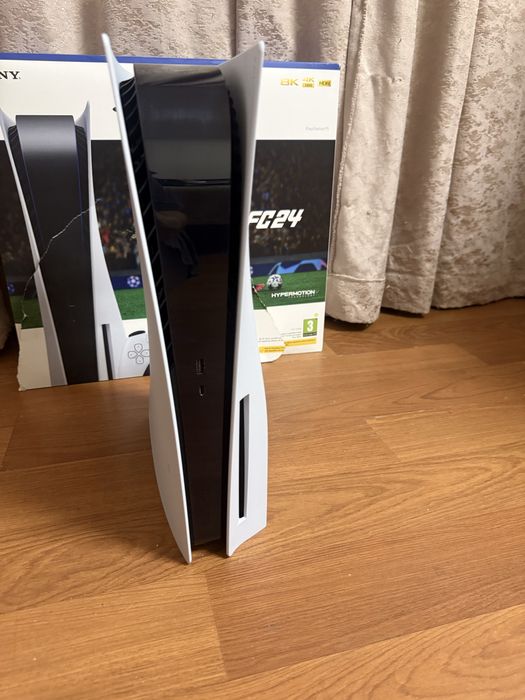 Гейминг конзола PlayStation 5