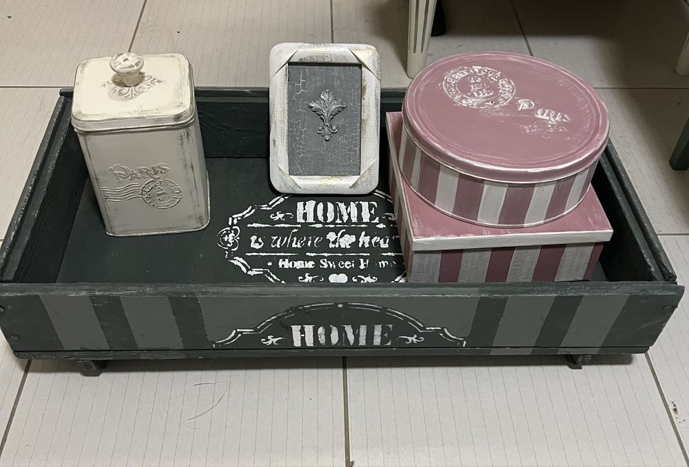 Продам шкатулки, коробки ,банки, рамка винтаж
