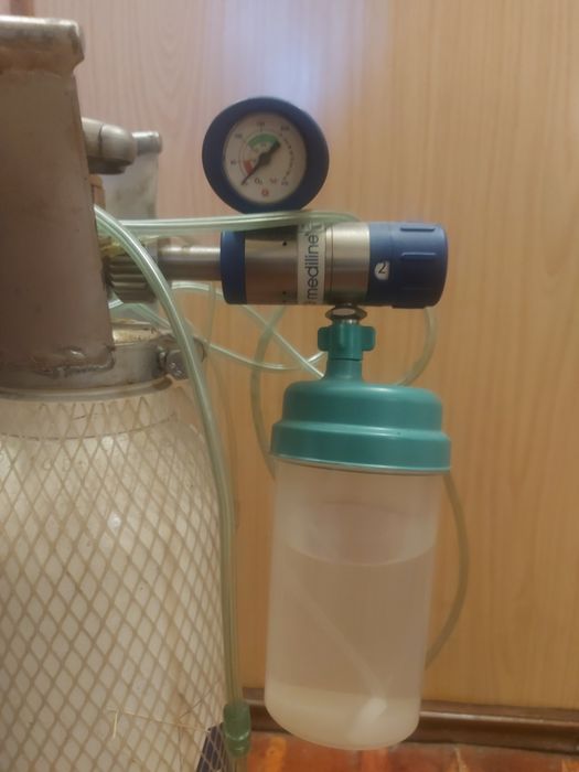 Tub de oxigen medicinal portabil