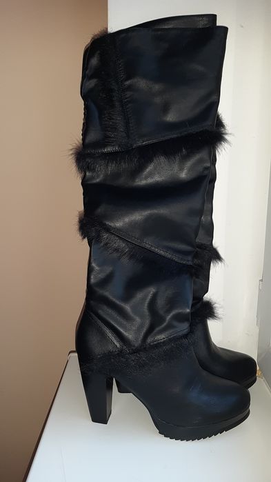 Новые демисезонные сапоги 39 р