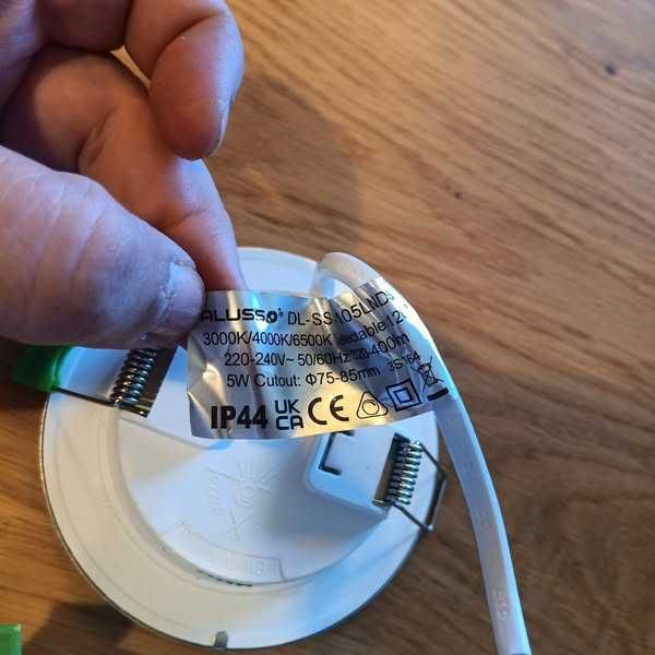 Комплект от 6 LED лунички за вграждане, 7W и 5W, 2 размера