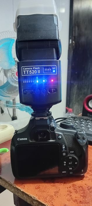 Фотоаппарат Canon 1200d