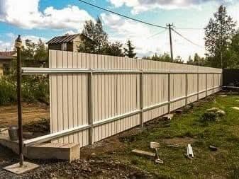 Vând garduri ori ce tib de garda