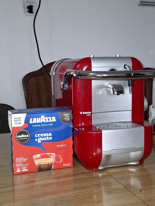 Vand espresor de cafea si capucino SAECO EXTRA  LAVAZZA A MODO MIO