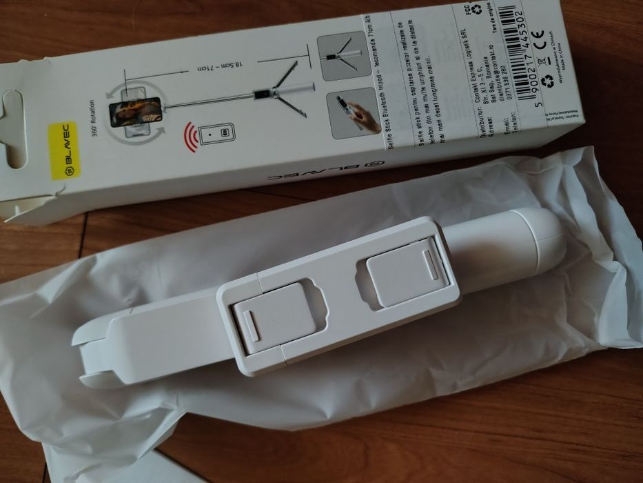 selfie stick cu bluetooth și telecomandă Blavec Coco P04