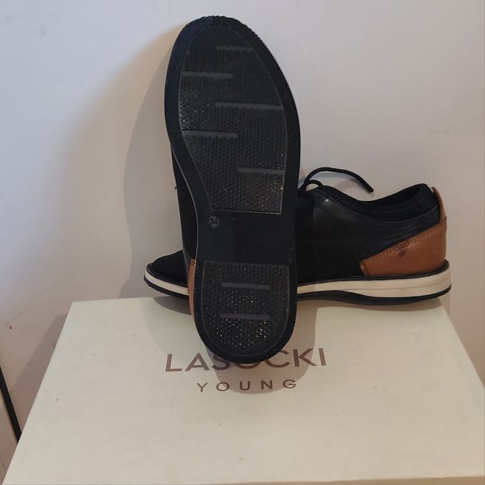 Детски официални обувки LASOCKI young