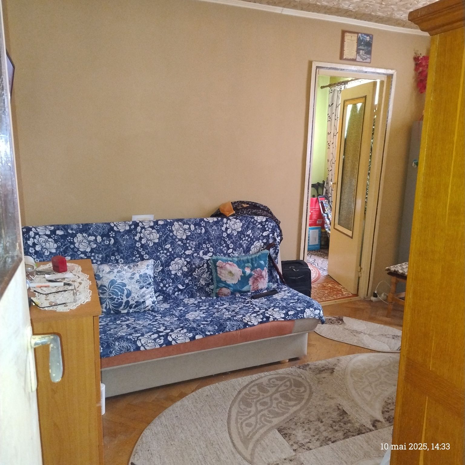 Vând apartament 2 camere, cartier Viitorului, etaj 1