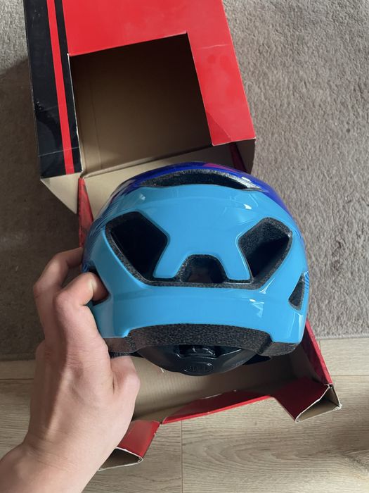 casca BELL nomad jr noua cu eticheta
