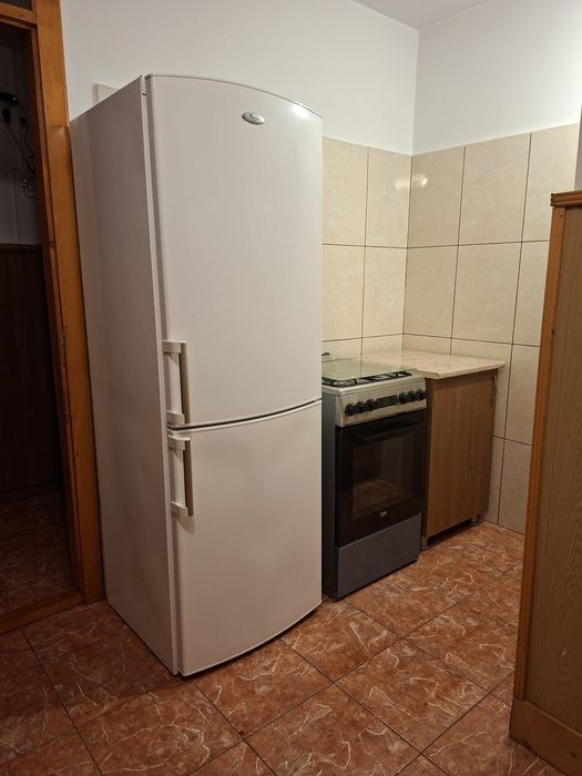 Caut colega de apartament